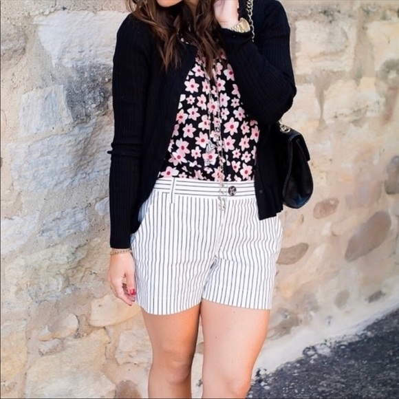 CAbi Harmony Floral Blouse Style # 5347 - Picture 6 of 7